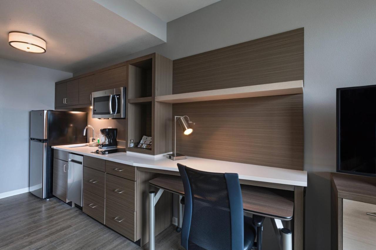 Towneplace Suites By Marriott San Diego Airport/Liberty Station Exterior photo