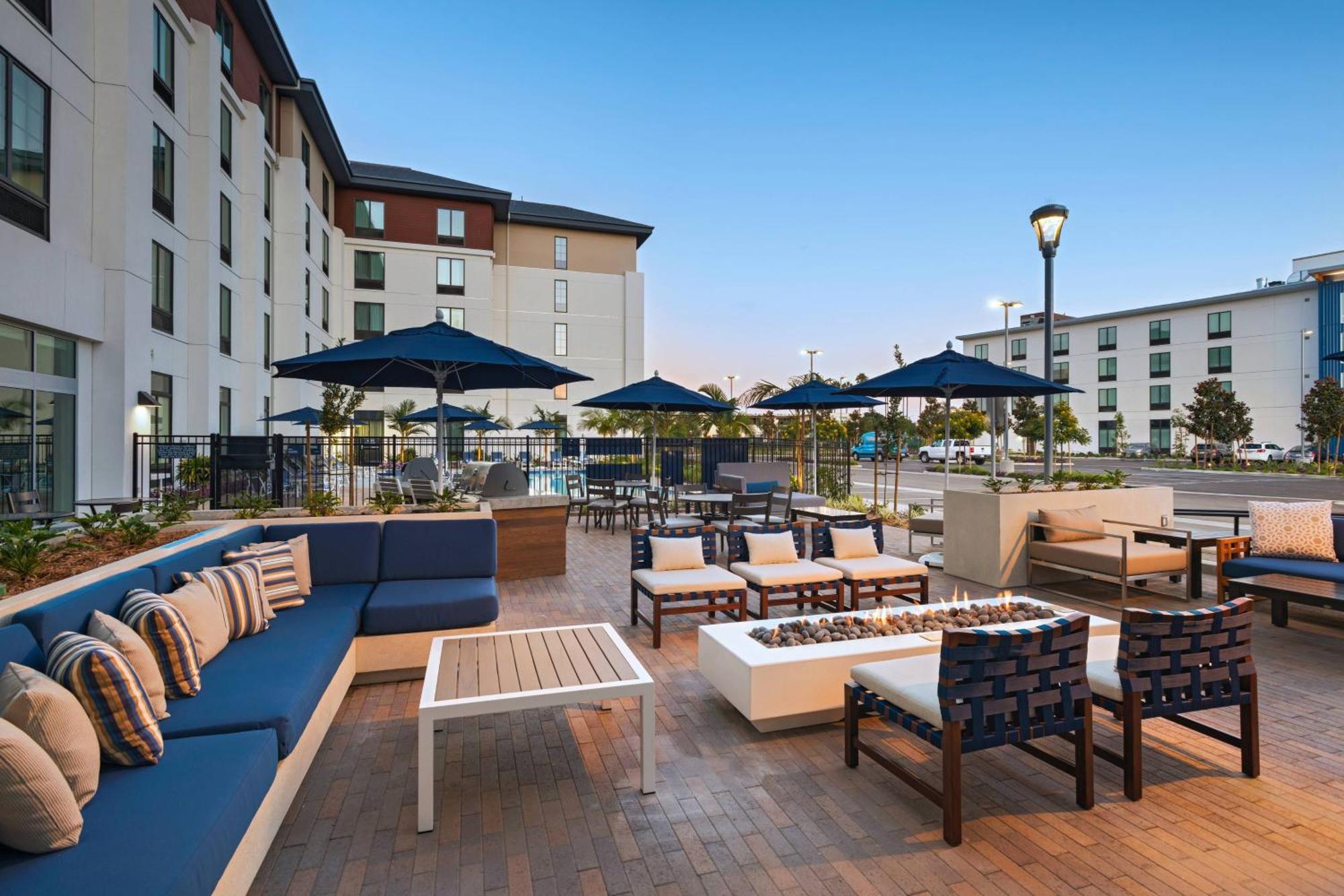 Towneplace Suites By Marriott San Diego Airport/Liberty Station Exterior photo