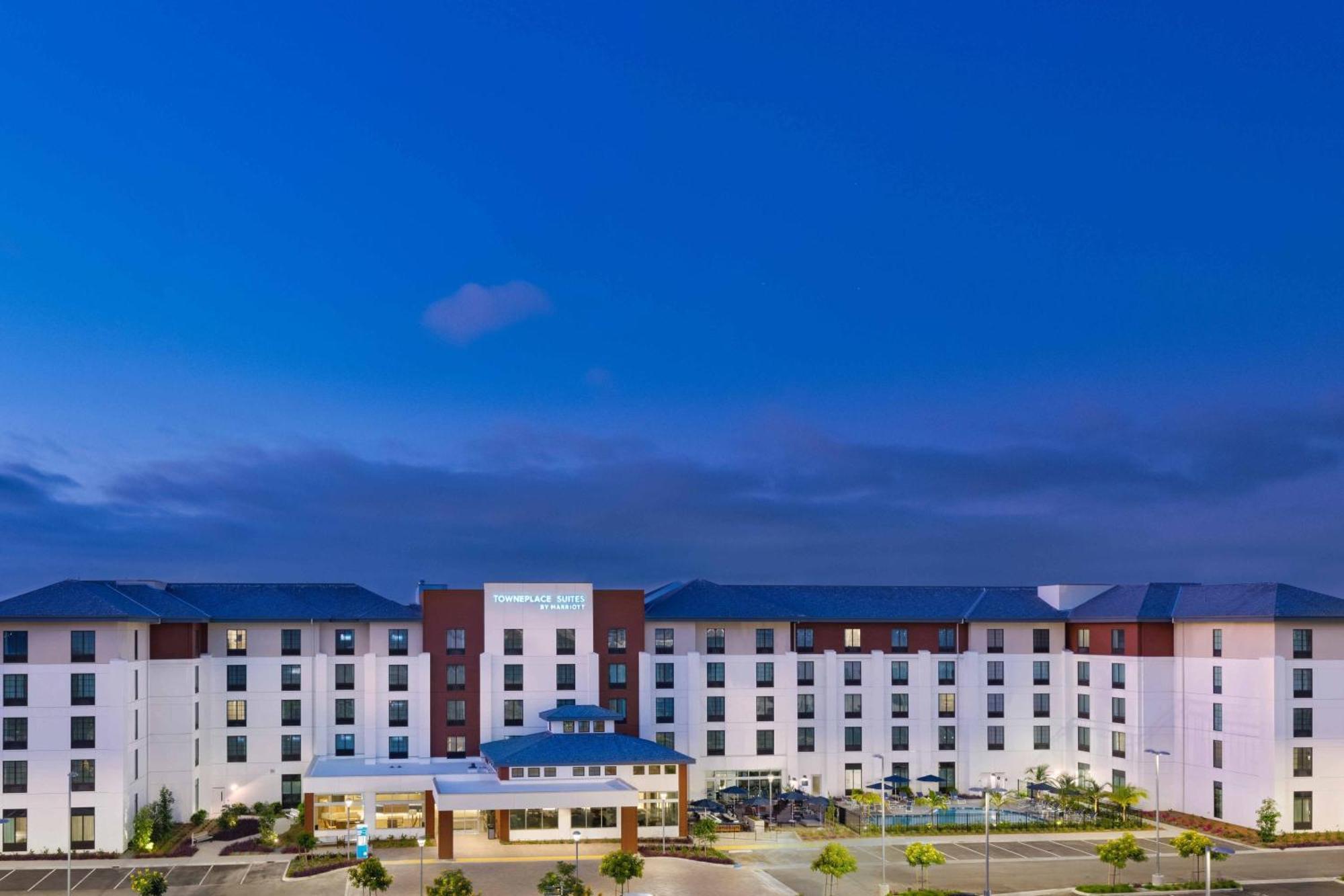 Towneplace Suites By Marriott San Diego Airport/Liberty Station Exterior photo